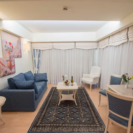 Poseidon Palace 4*