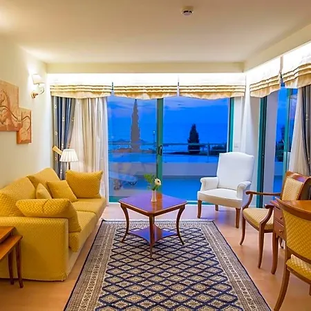 Resort Poseidon Palace