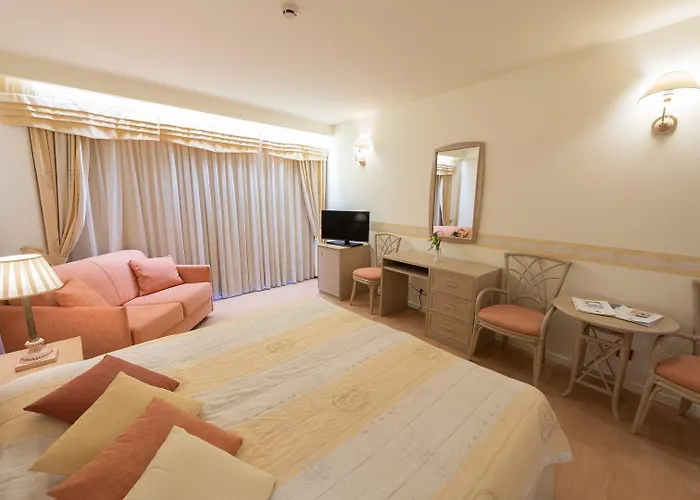 Resort Poseidon Palace Kamínia