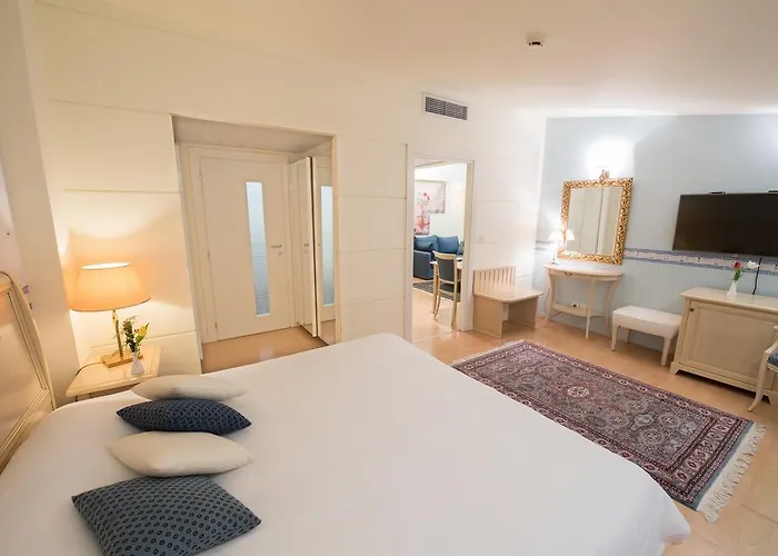 Poseidon Palace Каминия