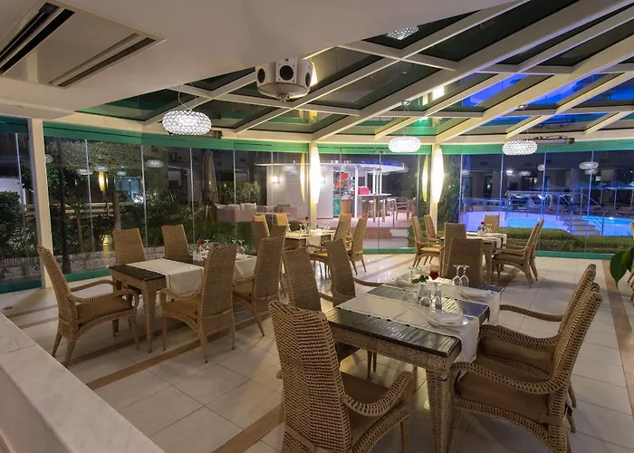 Poseidon Palace Resort 4*