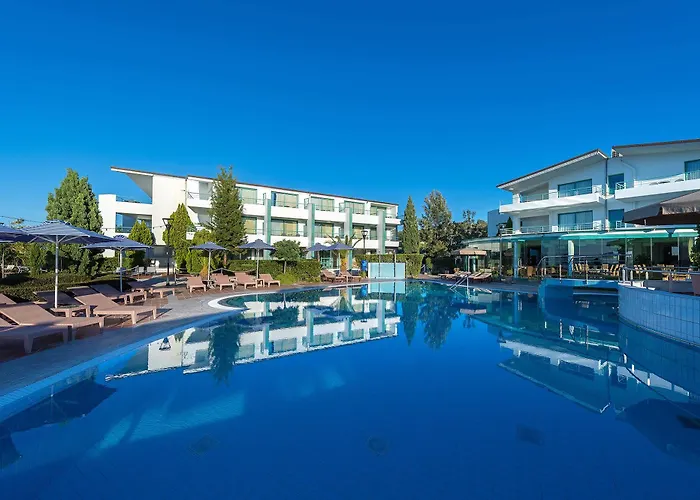 Poseidon Palace Resort 4*